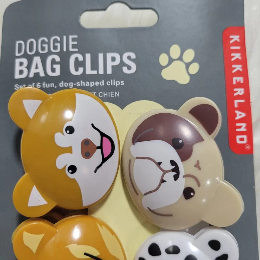 Kikkerland Dog Bag Clips Set